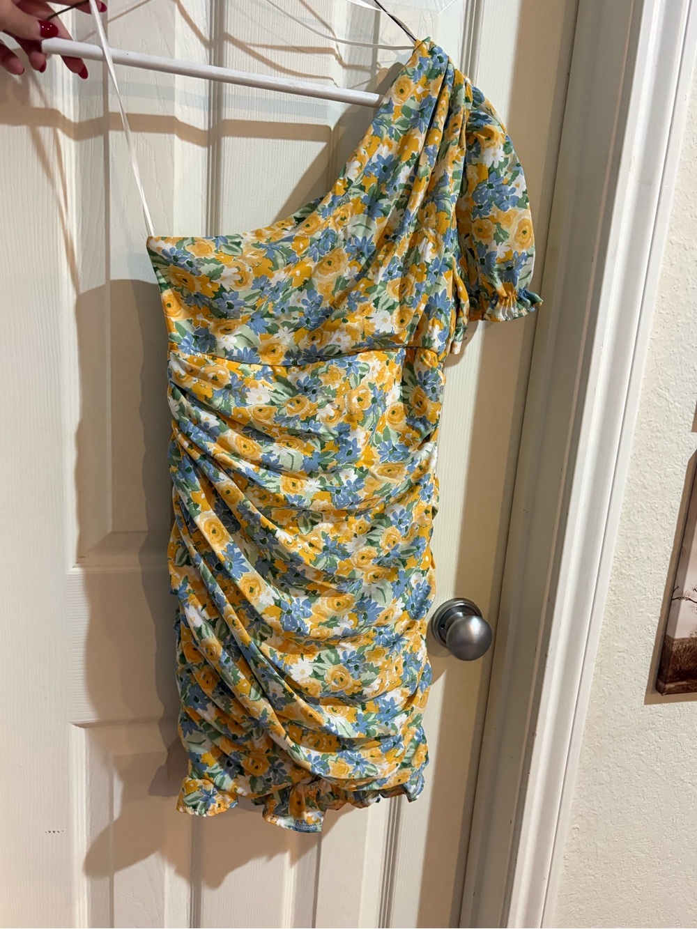 Floral one shoulder mini dress